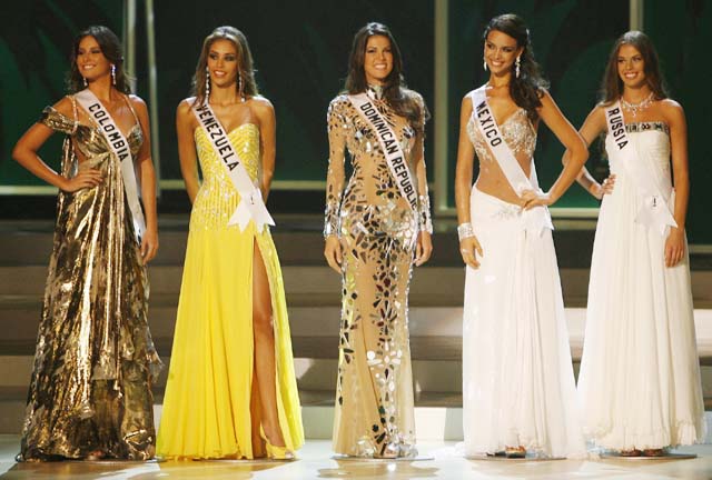 08 Miss Universe 08 世界大会でミス ベネズエラのdayana Mendozaさん 22 がミス ユニバースの栄冠に輝いた ミス ミセス 美人コンテストのニュース 情報お届けブログ